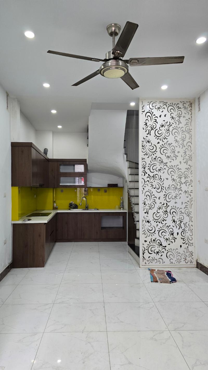 BÁN GẤP – NHÀ 5 TẦNG MINH KHAI, HAI BÀ TRƯNG – NGÕ 3 GÁC THÔNG, CÁCH Ô TÔ 50M,GẦN NHIỀU TIỆN ÍCH - Ảnh 1